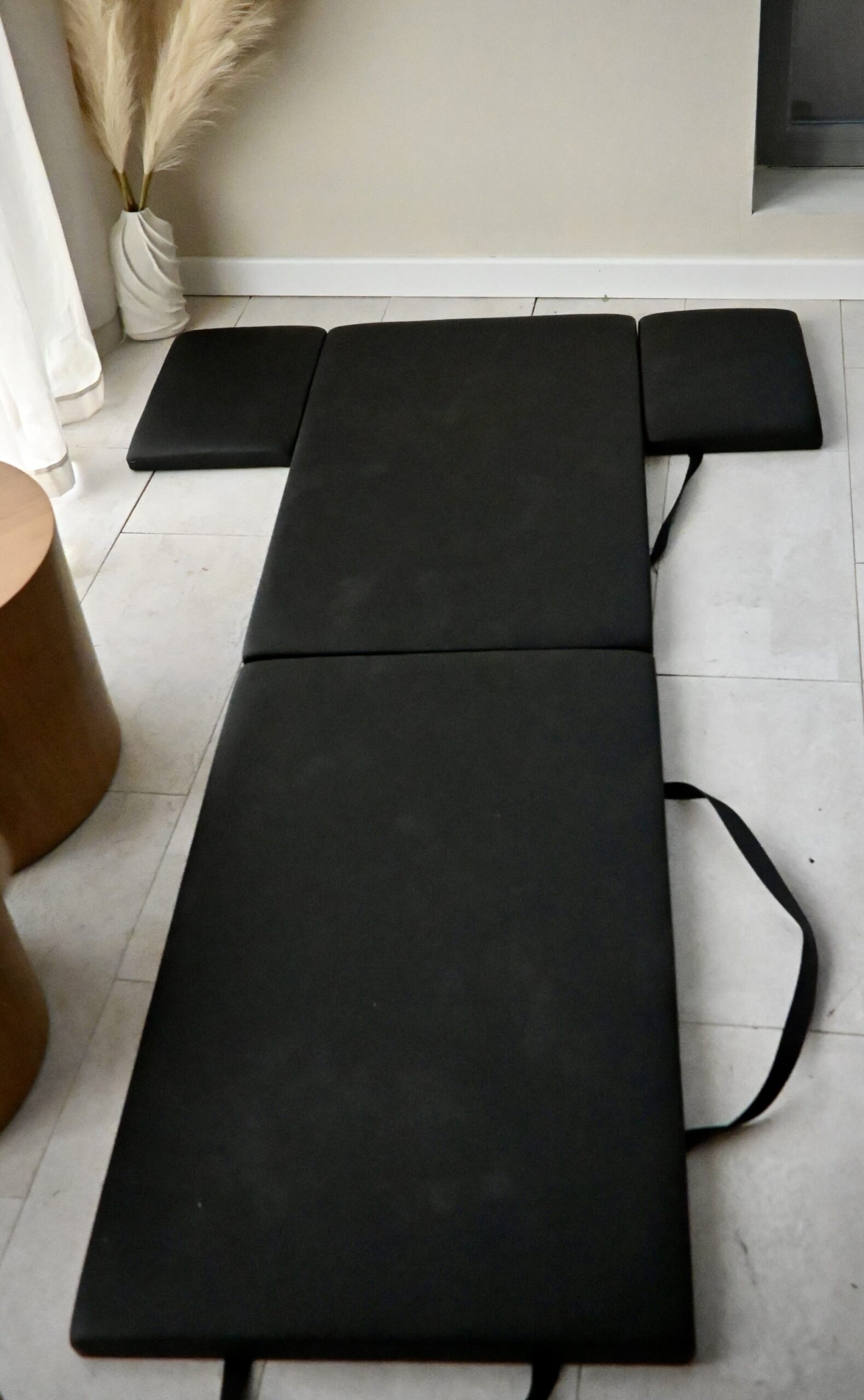 Składana mata do pilatesu z uchwytami - obrazek 2